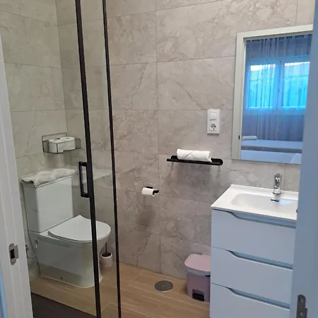 بيت ضيافة Diana 2 أو بيدروزو